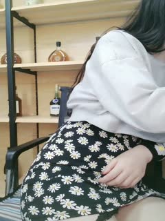 13号星期五大奶子少妇偷偷背着上班的老公出门约炮